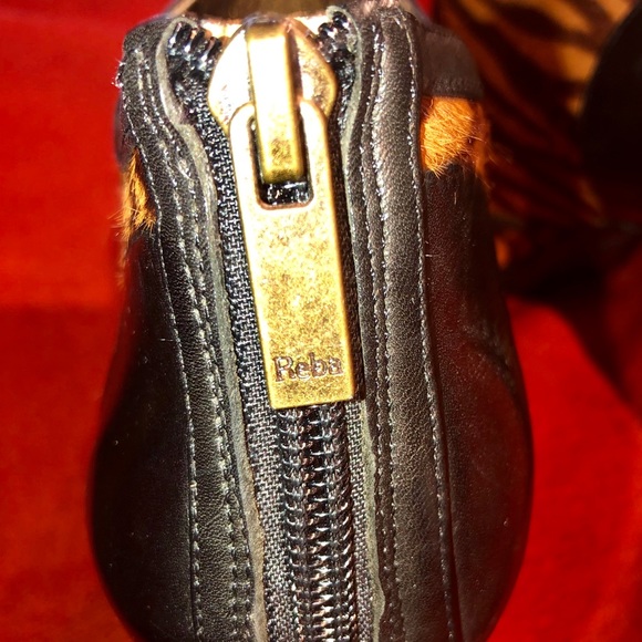 🔥SALE🔥ZEBRA STRIPPED HEELS - Picture 6 of 8